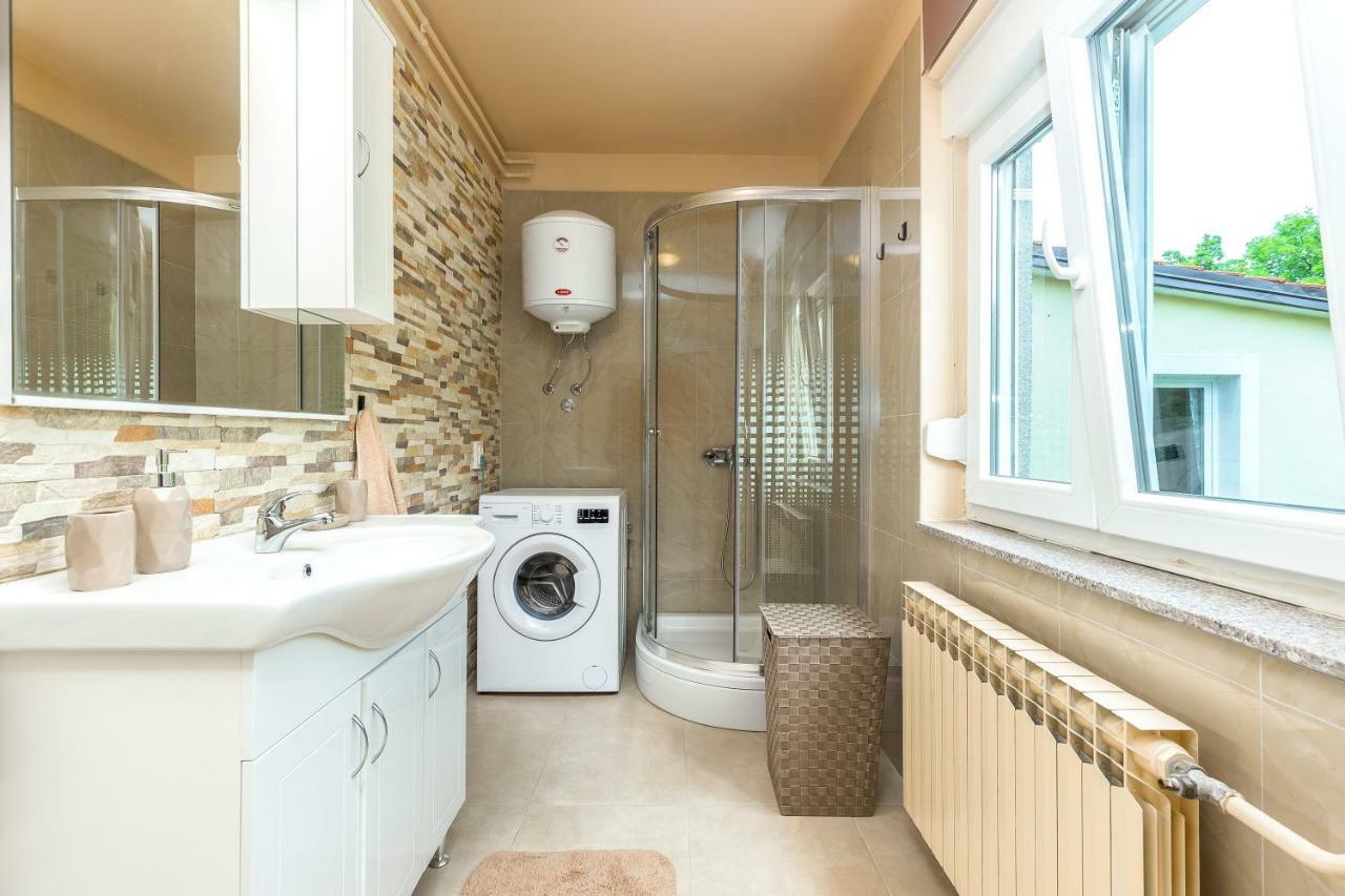 Apartman Lucia Rijeka Eksteriør billede